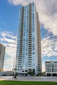 2020 N Lincoln Park West #23J Chicago, IL 60614