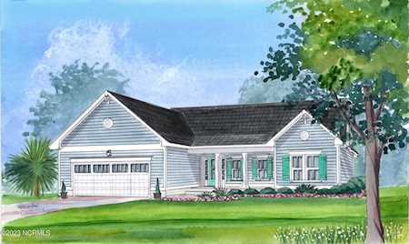 27 E Maritt Street Hampstead, NC 28443