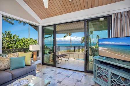 4531 Lower Honoapiilani Rd #8 Lahaina, HI 96761