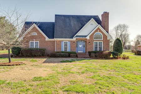 109 Apache Ct Hendersonville, TN 37075