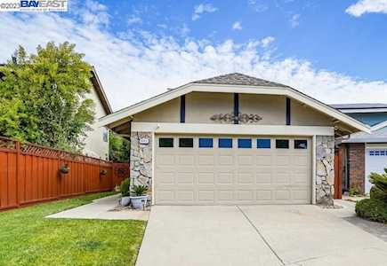 6043 Corte Montanas Pleasanton, CA 94566