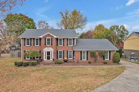 666 Cumberland Hills Dr Hendersonville, TN 37075