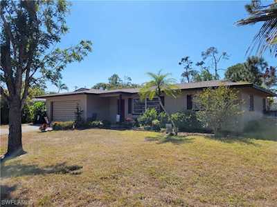 2366 Woodland Blvd Fort Myers, FL 33907