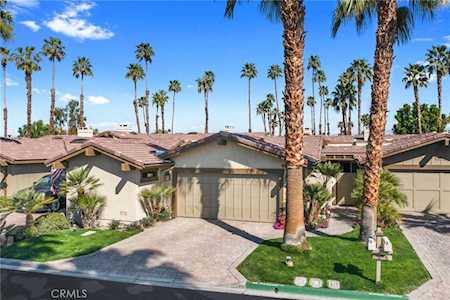 286 Green Mountain Dr Palm Desert, CA 92211