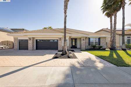 1835 Newport Dr Discovery Bay, CA 94505