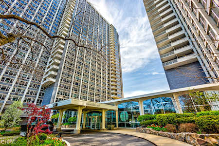 4250 N Marine Dr #2705 Chicago, IL 60613