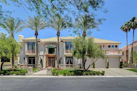 40 Gulf Stream Ct Las Vegas, NV 89113