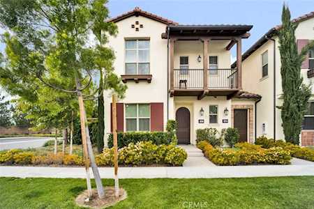 117 Henson Irvine, CA 92620