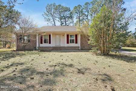 806 Morris Court Wilmington, NC 28405