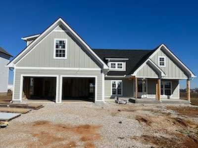 216 Lookout Dr Winchester, TN 37398