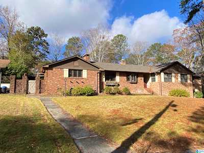 312 E Sterrett Street Columbiana, AL 35051