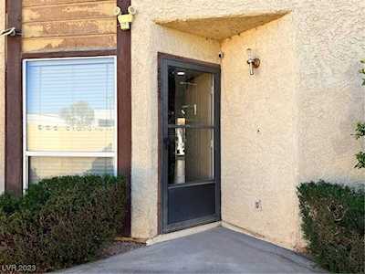 525 Kristin Ln Henderson, NV 89011