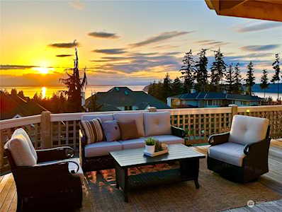 5908 117th Place SW Mukilteo, WA 98275
