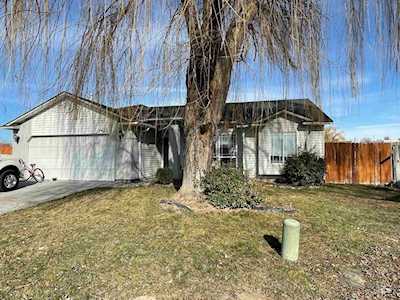 3422 E Princess Amy Ct Nampa, ID 83687