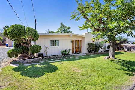 1347 Rex Ln El Cajon, CA 92021