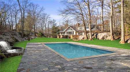188 Woodlands Road Harrison, NY 10528