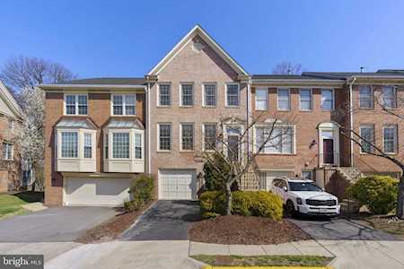 6244 Windham Hill Run Alexandria, VA 22315