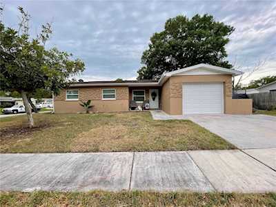 11641 128th Ave Seminole, FL 33778