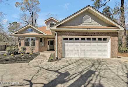 2127 Country Club Drive Hampstead, NC 28443
