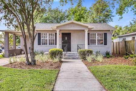 2702 W Saint Joseph St Tampa, FL 33607