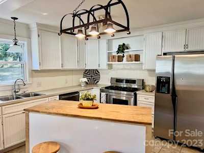 309 Academy St Fort Mill, SC 29715