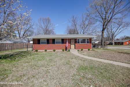 9315 Sue Helen Dr Louisville, KY 40299