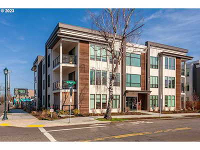 425 NE Bryant ST #204 Portland, OR 97211