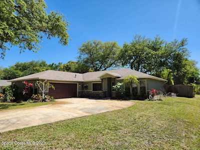 4640 Zoltan Drive Titusville, FL 32780
