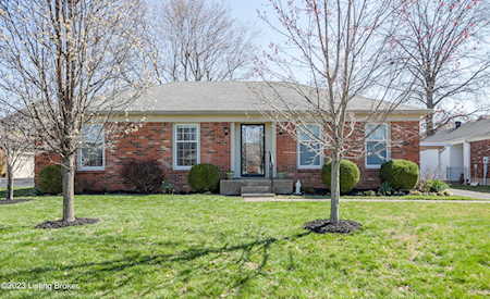 2903 Creekside Dr Louisville, KY 40241