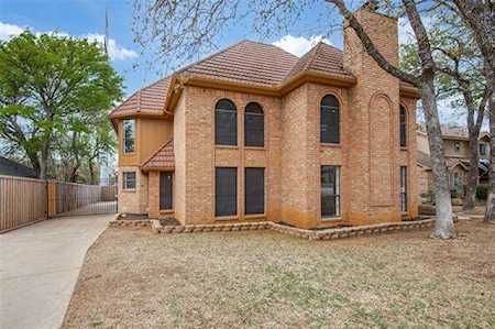 6619 Shorewood Drive Arlington, TX 76016