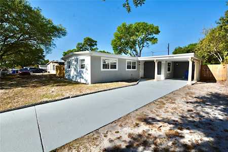 1705 Wishing Well WAY Tampa, FL 33619