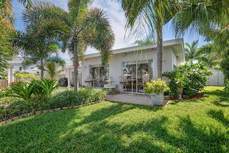 11285 6th St E Treasure Island, FL 33706