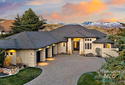 3836 W Quail Heights Ct Boise, ID 83703