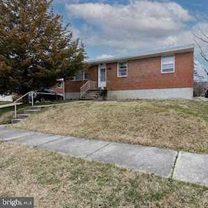 8802 Ashford Rd Parkville, MD 21234