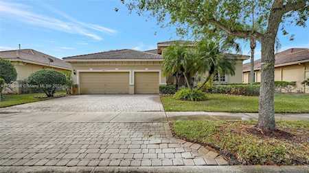 19220 SW 62nd St Pembroke Pines, FL 33332