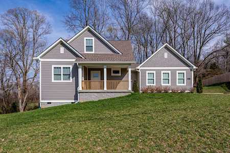 1003 Stonebrook Dr Dickson, TN 37055