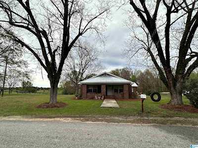571 County Road 181 Jemison, AL 35085