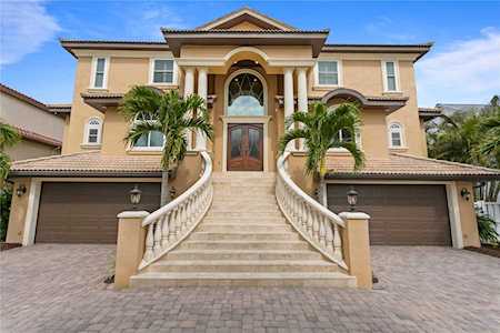 6005 Kipps Colony Dr E Gulfport, FL 33707