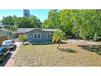 3526 39th St N St. Petersburg, FL 33713