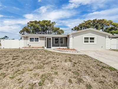 3507 Emory Dr Holiday, FL 34691