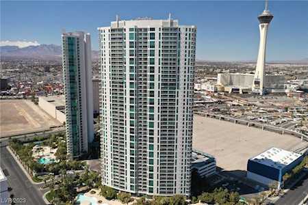 322 Karen Ave #902 Las Vegas, NV 89109