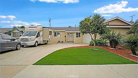 5372 Hendricksen Dr Huntington Beach, CA 92649