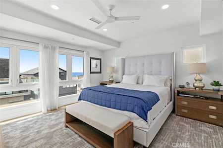 5412 Seashore Dr Newport Beach, CA 92663