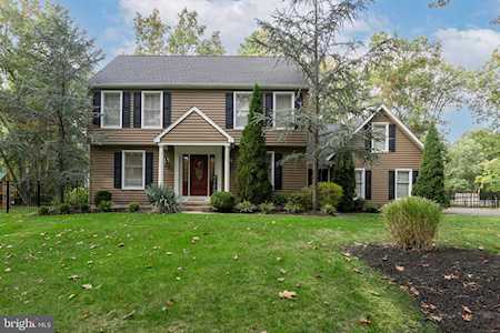 2 Bradford Dr Shamong, NJ 08088