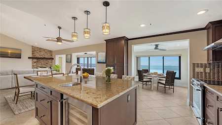 4567 Bay Club Dr Bradenton, FL 34210