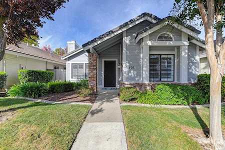403 Sunbury Court Roseville, CA 95661