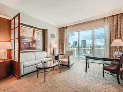 135 E Harmon Ave #3505 Las Vegas, NV 89109