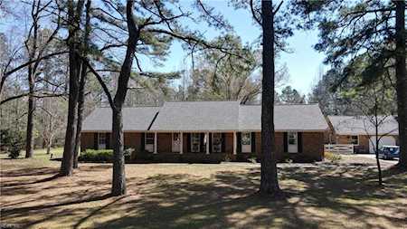 3249 Pioneer Ln Chesapeake, VA 23323