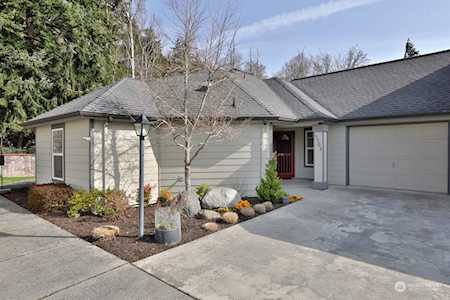 5503 Maple Ridge Dr #36 Freeland, WA 98249