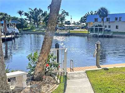 708 Victoria Dr #208 Cape Coral, FL 33904
